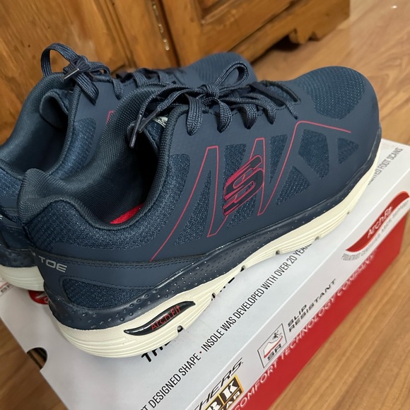 Skechers Work Arch Fit Men’s Shoes 9W - Picture 6 of 10